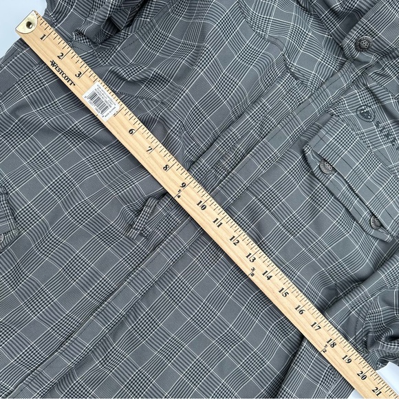 686 technical apparel Snowboard Ski jacket Mens Small S Gray Minor Flaws Stains - Picture 3 of 16